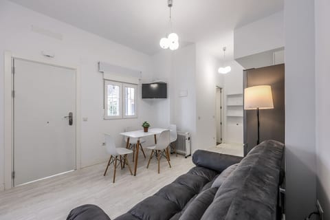 Your Private Retreat in Madrid - 30' from downtown