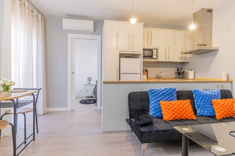 Stay in Zaragoza's historic center