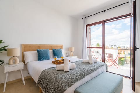 Luxury villa in Sevilla - Pool, Terrace & GameRoom