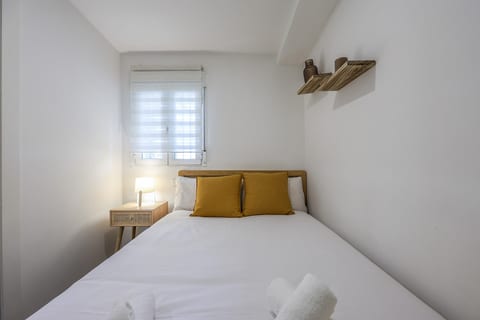 Peaceful City Escape 30' from Central Madrid