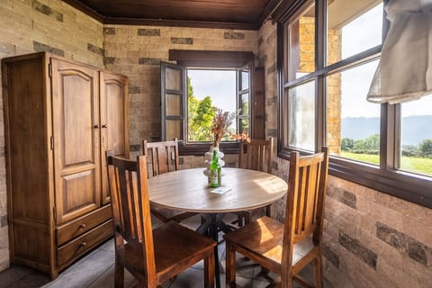 Rural Villa with Sea Views - El Ñeru