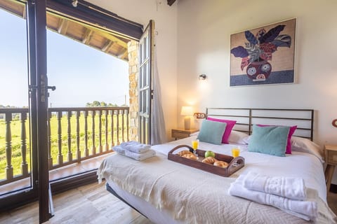 Rural Villa with Sea Views - Narcea