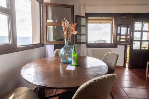 Rural Villa with Sea Views - Eo