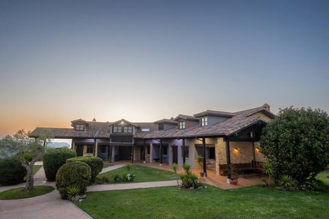 Rural Villa with Sea Views - Nalón