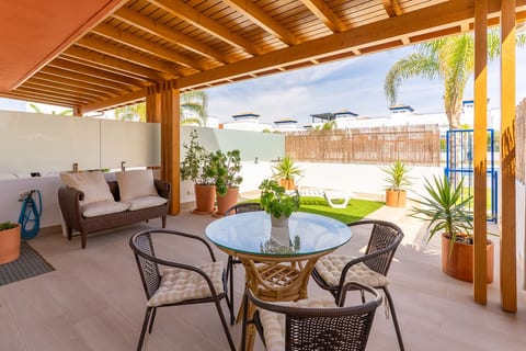 Luxury Home in Vera with Pool, Terraces & Parking