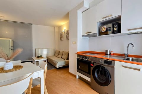 Discover Tarazona from This Central & Peaceful Flat