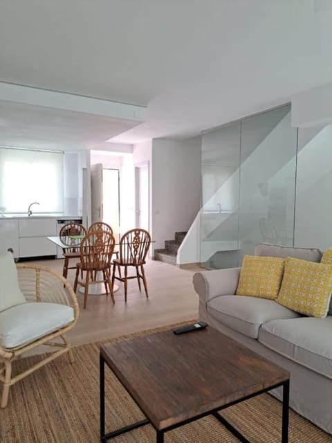 Luxury Home in Vera with Pool, Terraces & Parking