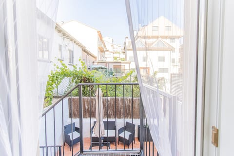 Pyrenees Escape with Terrace & BBQ