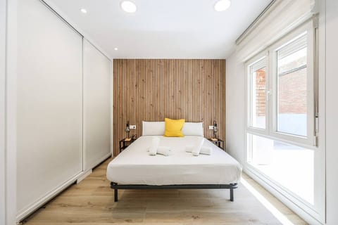 Experience Madrid Like a Local – New Apartment