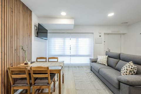 Experience Madrid Like a Local – New Apartment