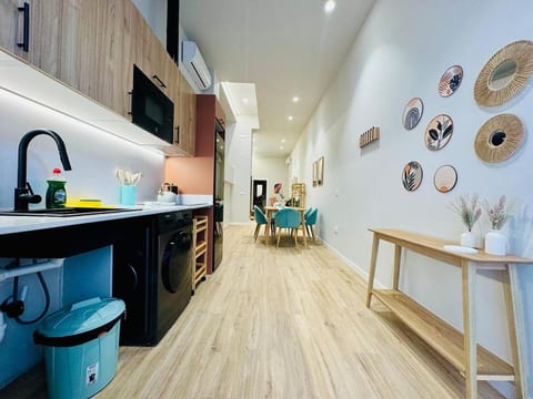 Modern Apartment with Style near Center