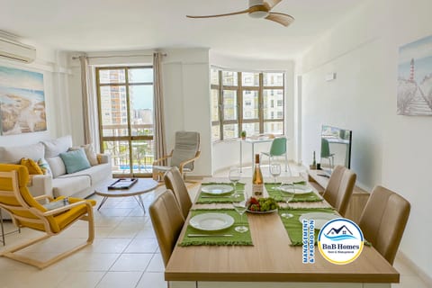 BnB Homes vibrant Ocean View terraced apartment
