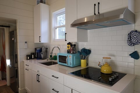 52 Acre Tiny Home - Trails, Hot Tub & Snowmobiling image 4