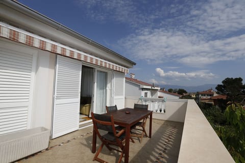 Apartments Polonijo - Unit 205314-5