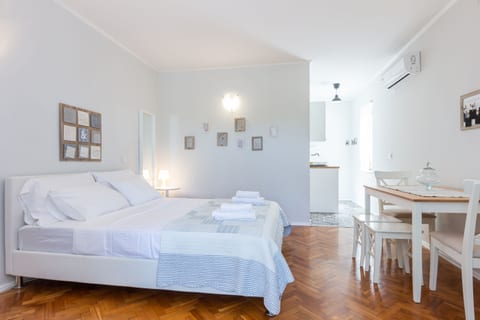 Apartments Vladan - Unit 205342-5