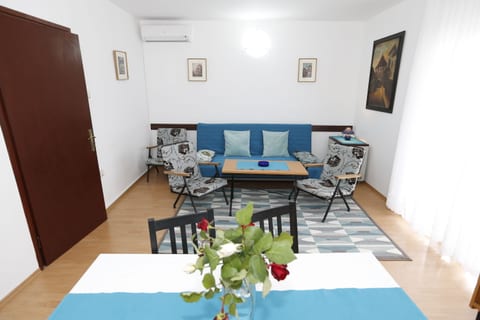 Apartments Goga - Unit 205351-5
