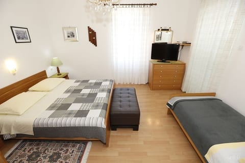 Apartment Luiza - Unit 205379-5