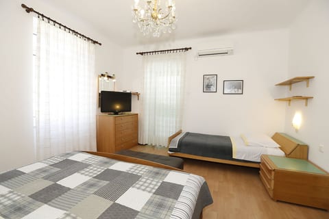 Apartment Luiza - Unit 205379-5