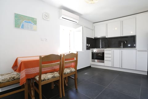 Apartment Darko - Unit 205396-5
