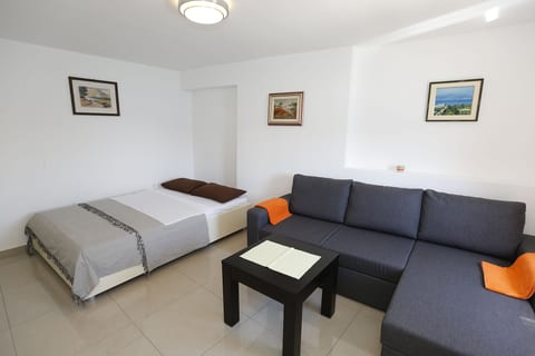 Apartment Darko - Unit 205396-5