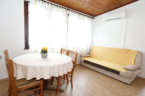 Apartments Sucur - Unit 205398-5