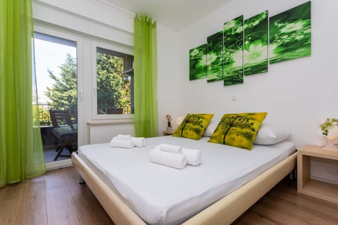 Apartments Vugrinec - Unit 209282-5