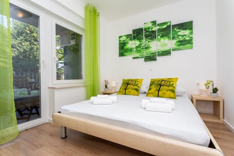 Apartments Vugrinec - Unit 209282-5