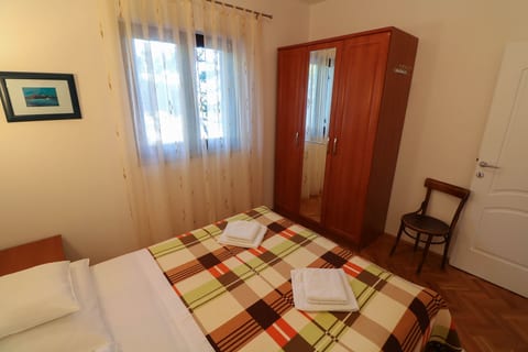 Apartments Jadranka - Unit 209244-5