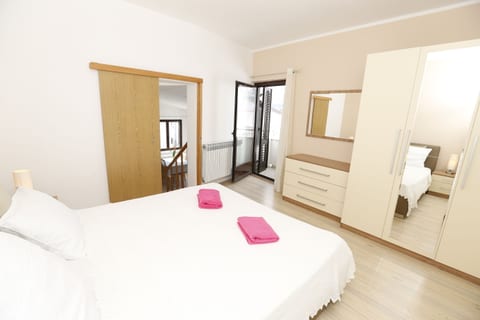 Apartment Gunga - Unit 205414-5
