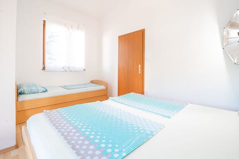 Apartments Dujmovic - Unit 209047-5