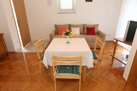 Apartments Nada - Unit 209202-5