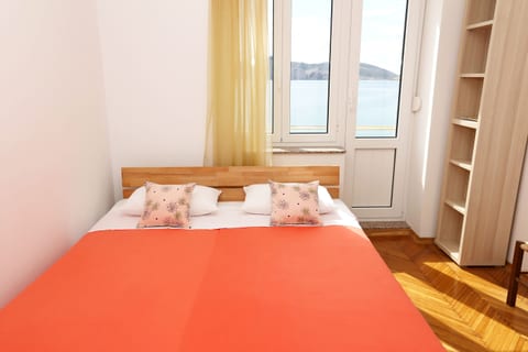 Apartment Seaside - Unit 209208-5