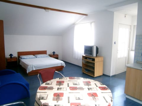 Apartments Branko - Unit 209211-5