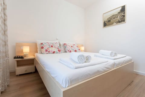 Apartments Kovac - Unit 209215-5