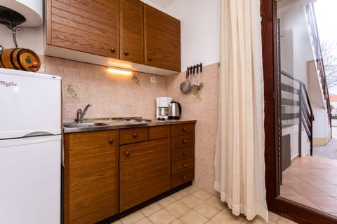 Apartment and Rooms Mira - Unit 209256-5