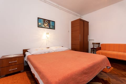 Apartment and Rooms Mira - Unit 209257-5