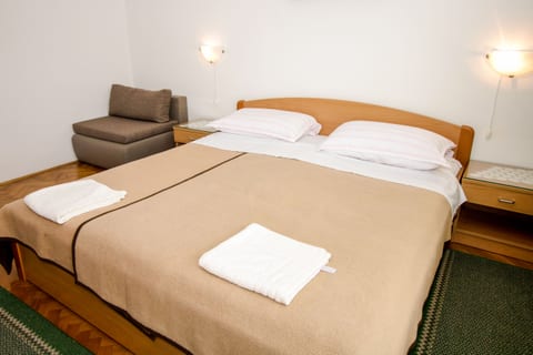 Apartment and Rooms Albina - Unit 209267-5