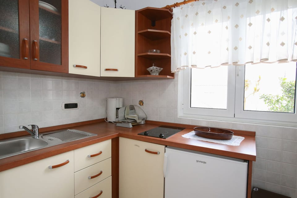 Apartment and Rooms Albina - Unit 209269-5 - Croatia