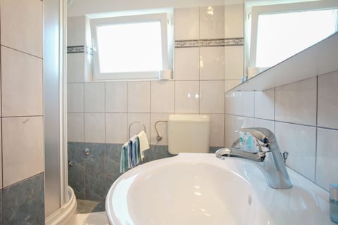 Apartment and Rooms Albina - Unit 209274-5