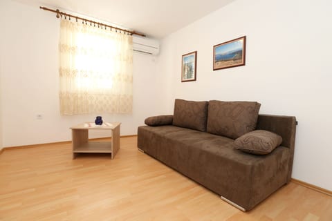 Apartment Robert - Unit 209275-5