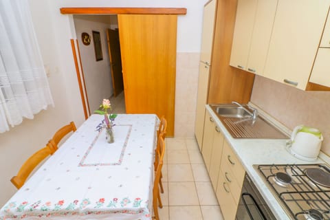 Apartment Marulic - Unit 209321-5