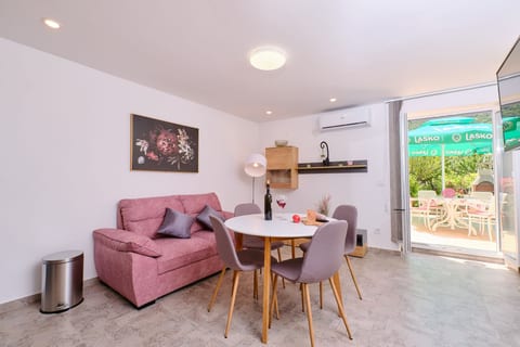 Apartment KALETA - Unit 209723-5