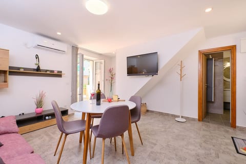Apartment KALETA - Unit 209723-5