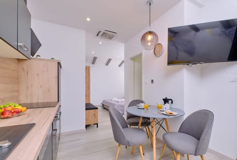 Apartments NIKOLINA 4 STAR - Unit 209774-5