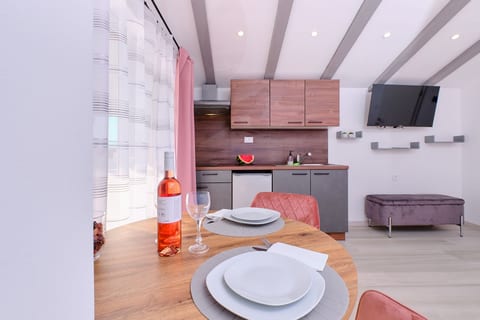 Apartments NIKOLINA 4 STAR - Unit 371423-13