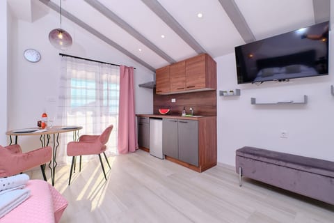 Apartments NIKOLINA 4 STAR - Unit 371423-13