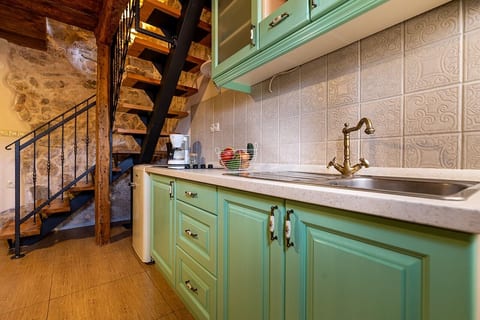 House Parona - Unit 126772-15