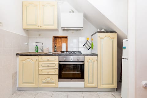 House Doris - Unit 126808-15