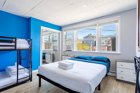 Updated 3BR-2BA-9 Beds | NYC | MetLife | Parking