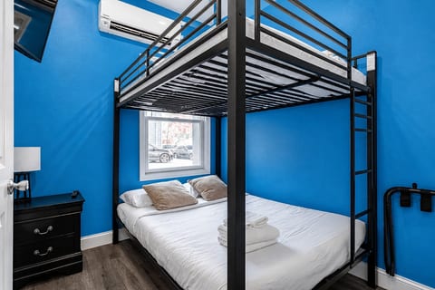 Luxurious 4BR-2BA-9Beds | NYC | EWR